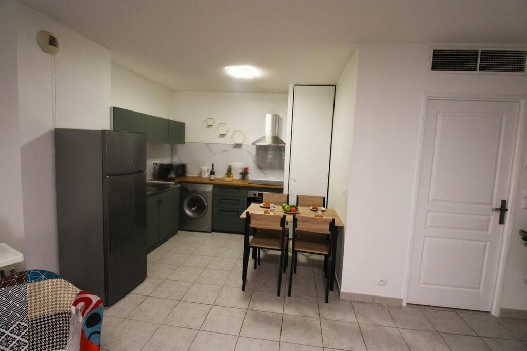 Palais De La Mer Yourhosthelper Apartment Antibes Luaran gambar